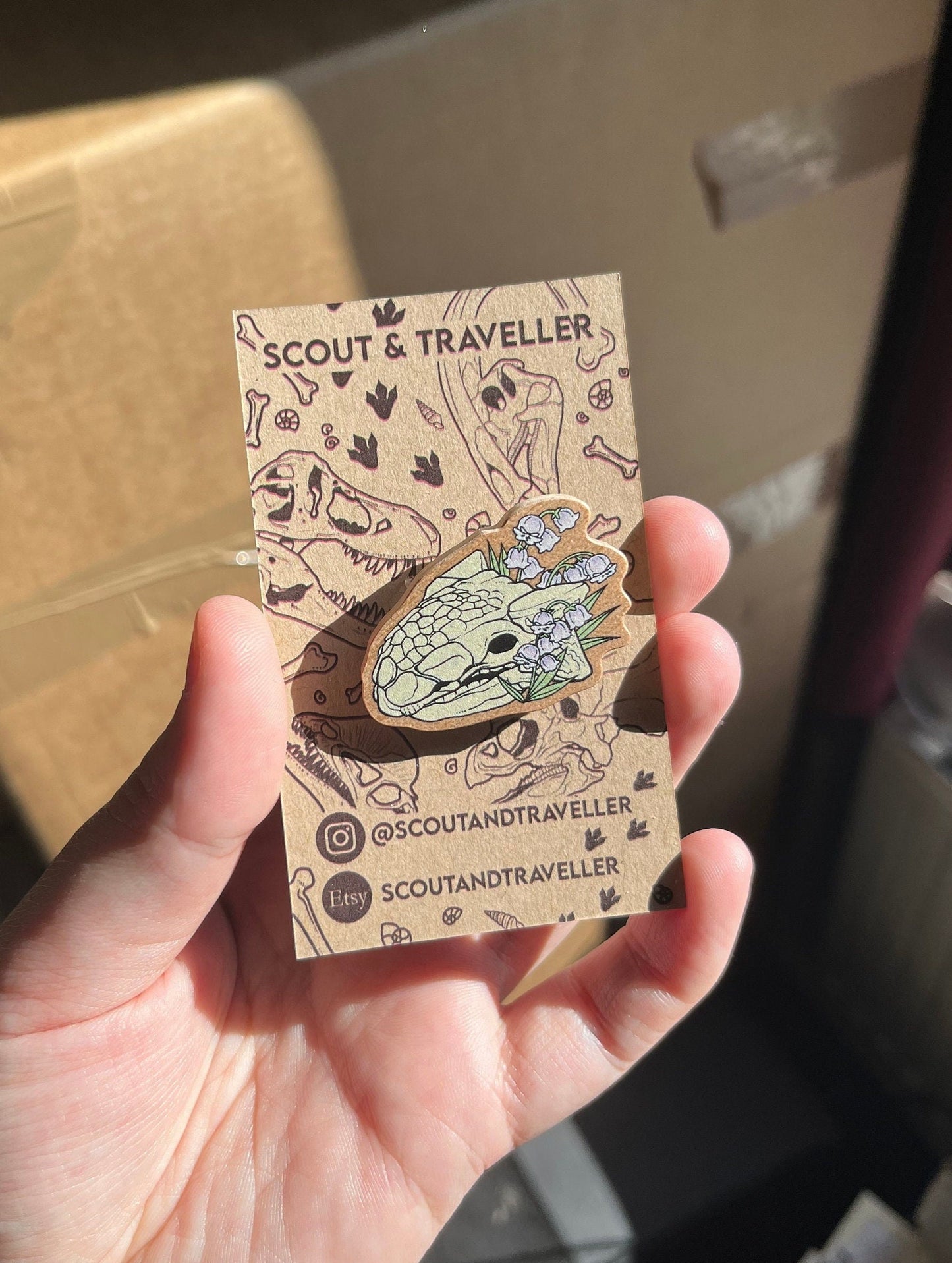 Wooden Dinosaur Skull - ANKYLOSAUR - Pin badge