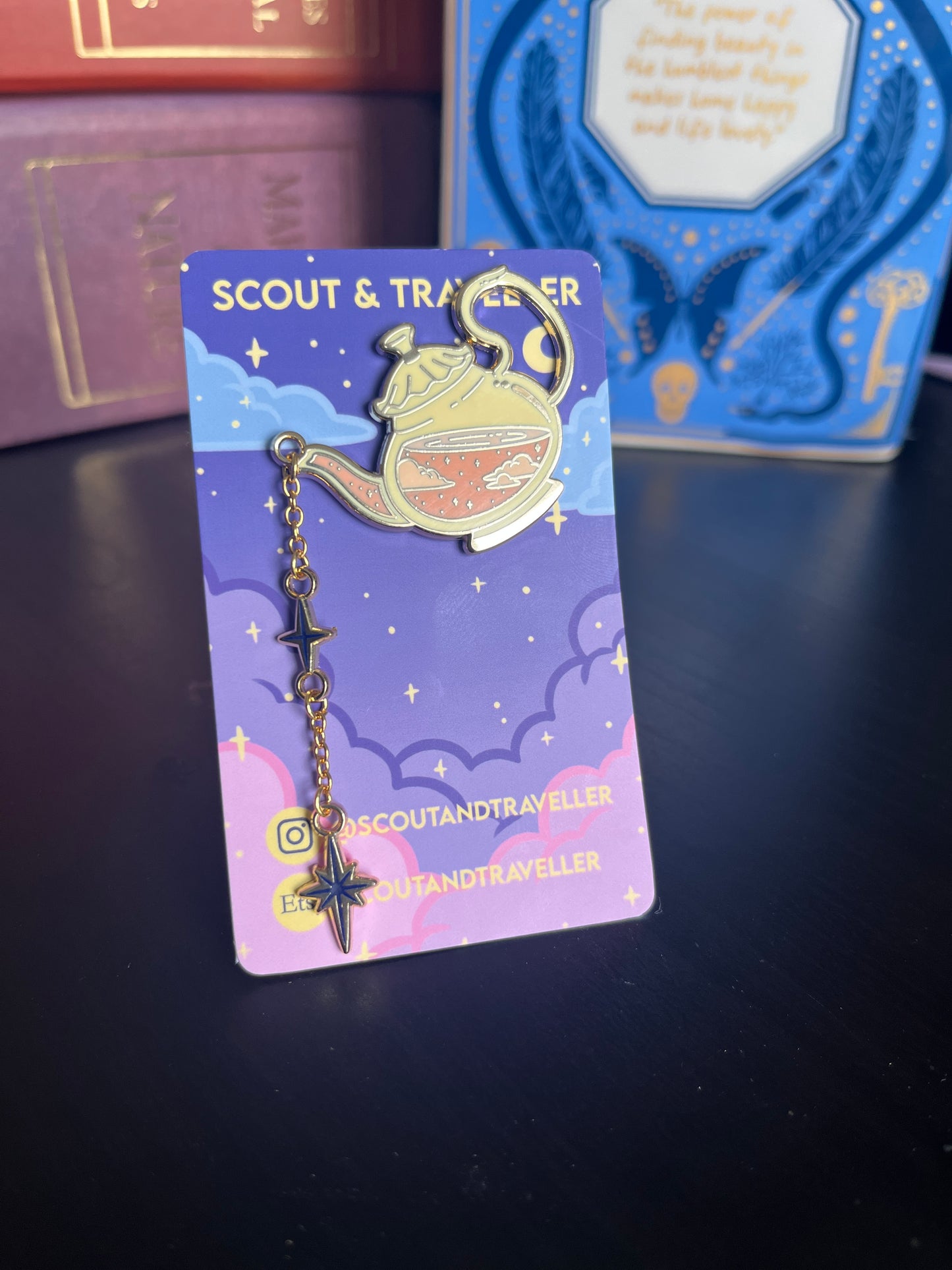 Celestial teapot Pin - Round Sunrise