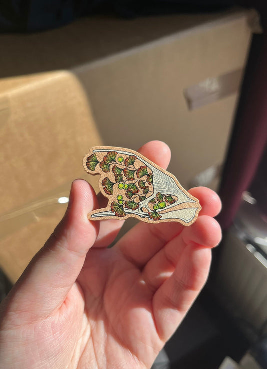 Wooden Dinosaur Skull - TAPEJARA - Pin badge