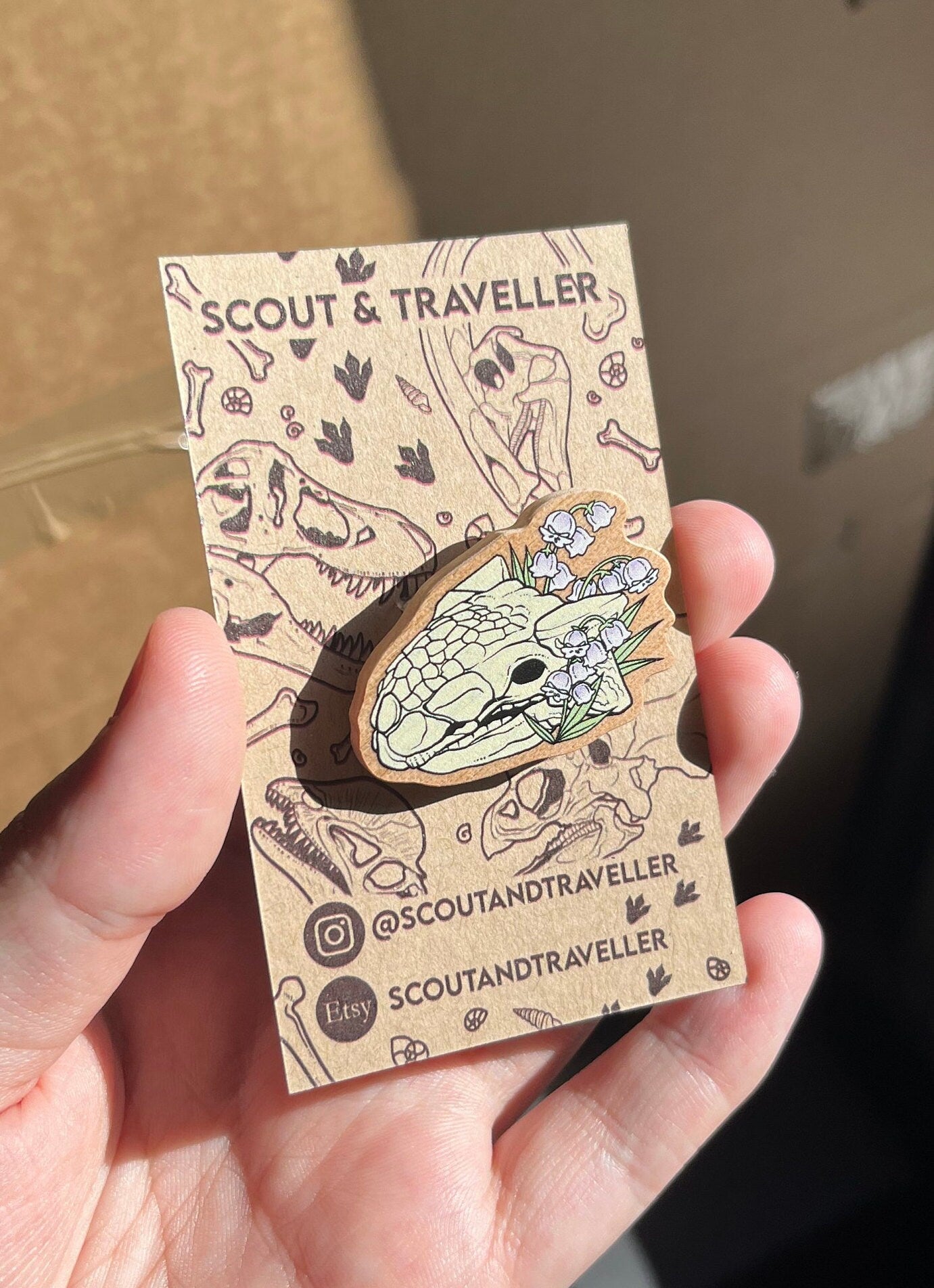 Wooden Dinosaur Skull - ANKYLOSAUR - Pin badge