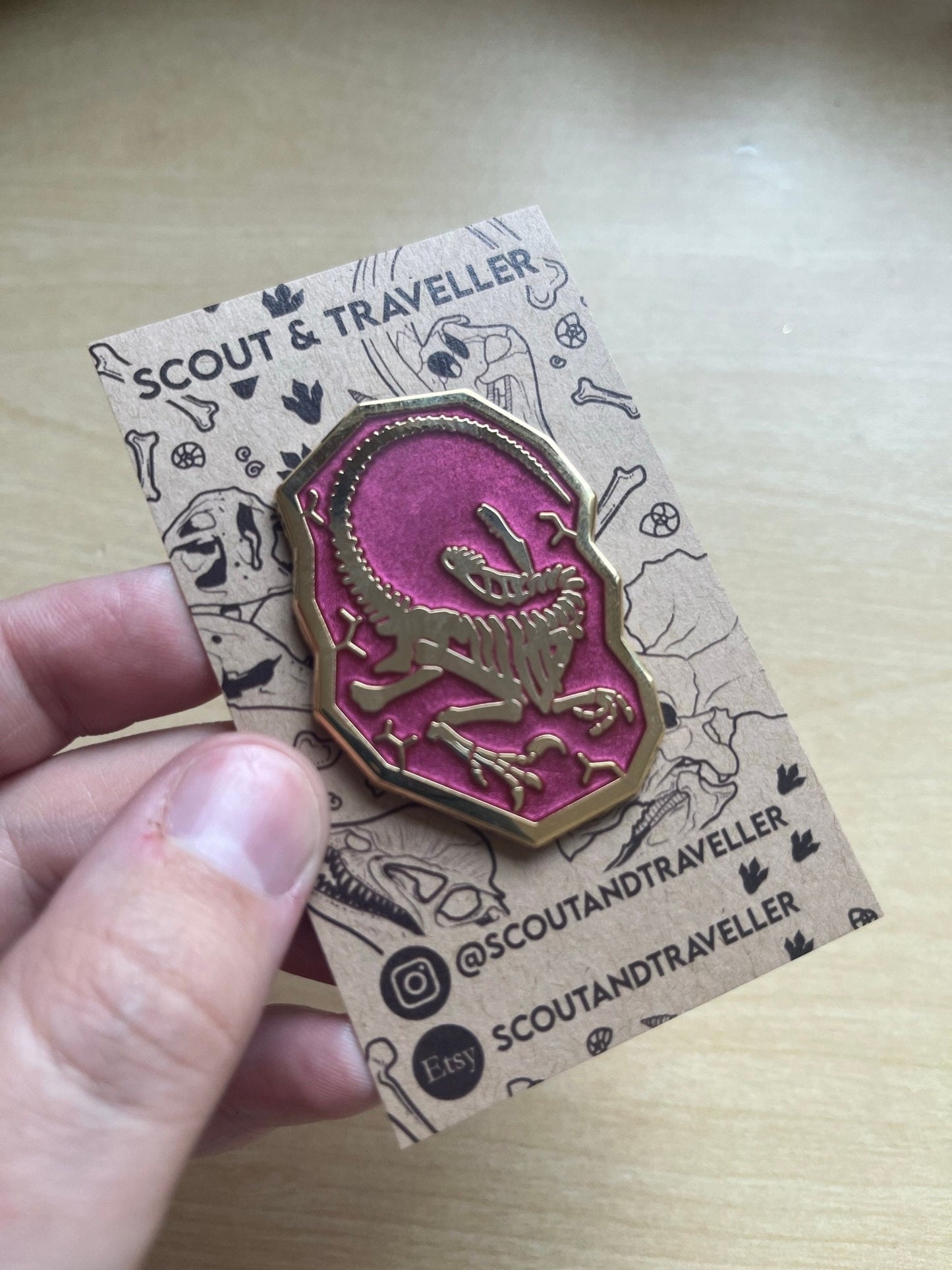 Raptor skeleton red Pin badge