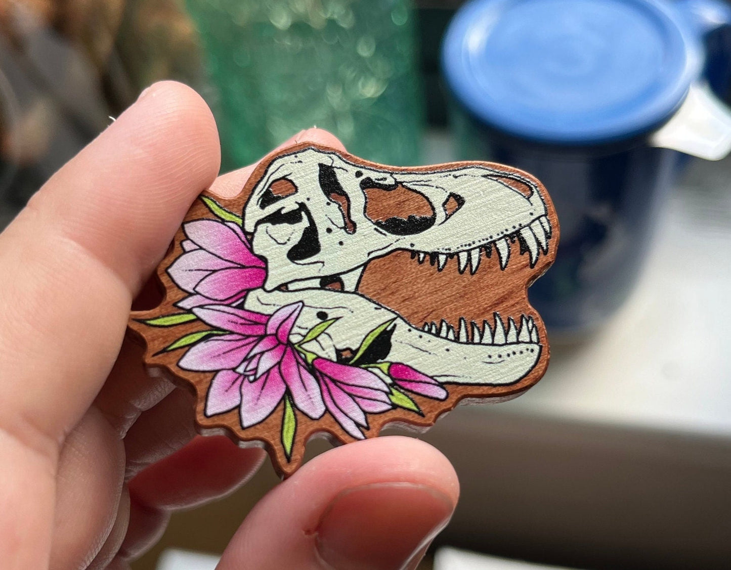 Wooden Dinosaur Skull - TREX - Pin badge