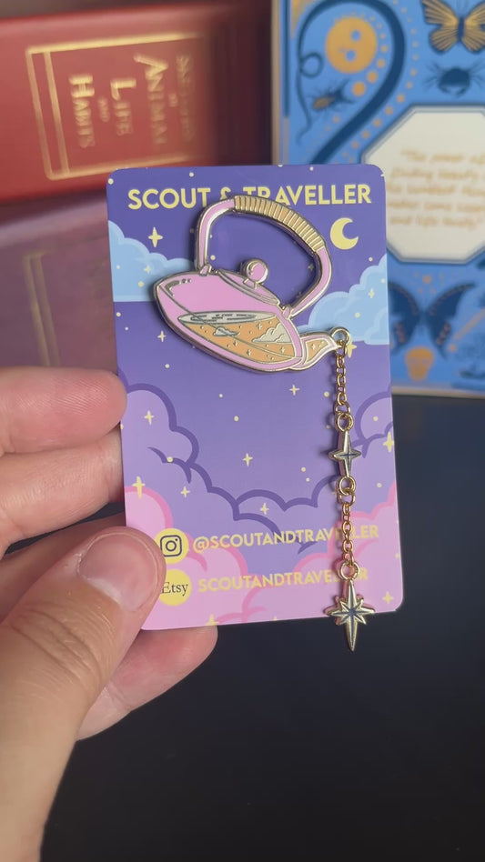 Celestial teapot Pin - Japanese Tetsubin